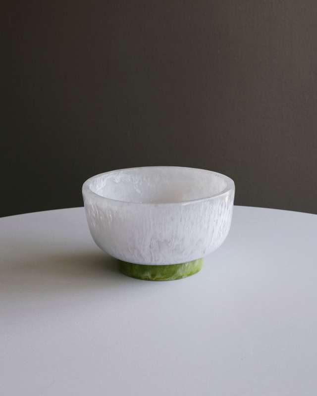 Resin Rio Small Bowl with Base